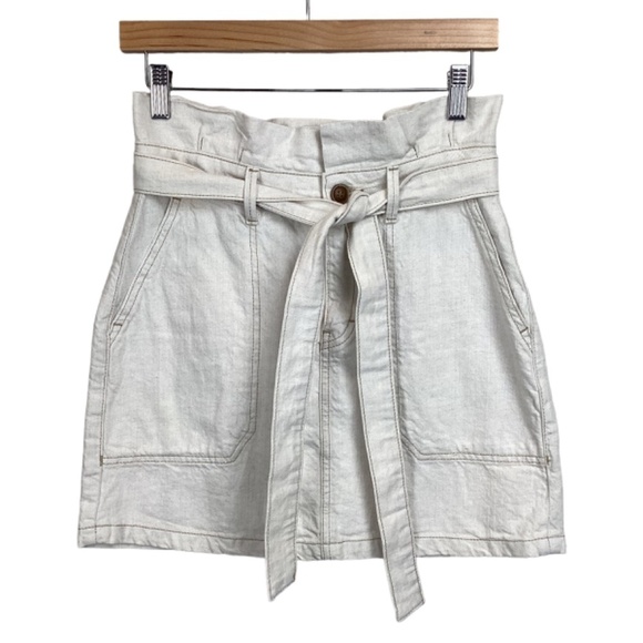 Free People paper bag waist mini skirt‎ oatmeal denim size 2 zippered & belt tie - Picture 2 of 9